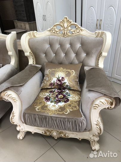 Диван велюр