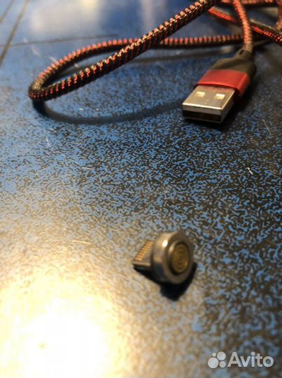 Магнитный зарядный кабель 1,2-2м