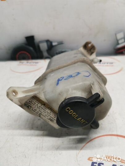 Бачок расширительный Kia Ceed 1.6 G4FC 2009