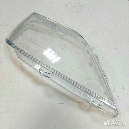 Стекло фары Ларгус (пластик)