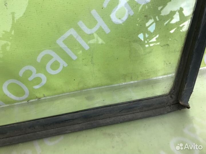 Стекло кузовное глухое правое Ваз 2104 1.5