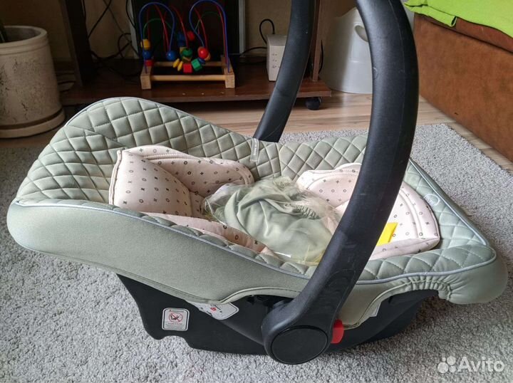 2 Детских автомобильных кресла