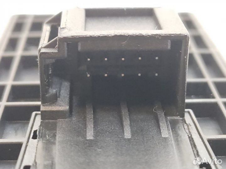 Блок управления стеклоподъемниками Audi A6 C7 1.8