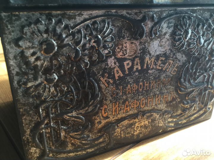 Коробка жестяная