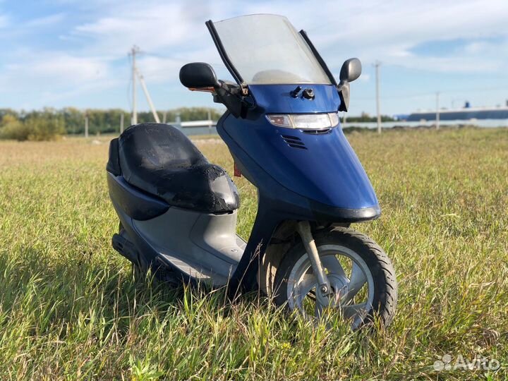 Скутер honda cabina