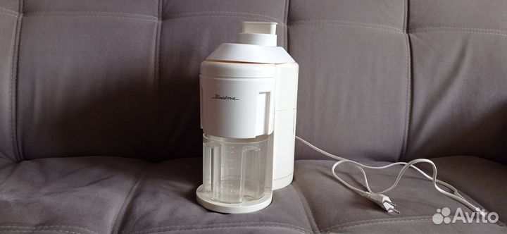 Соковыжималка Binatone JE-400