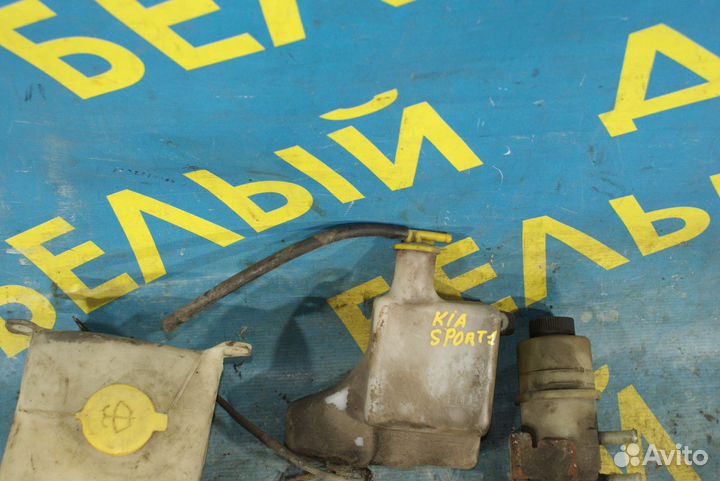 Расширительный бачок KIA Sportage