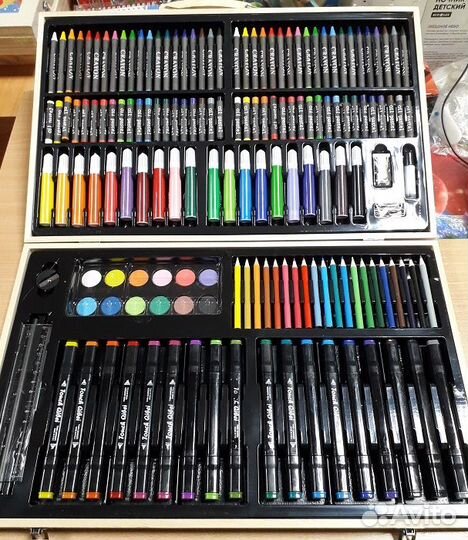 Набор для рисования в чемоданчике