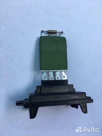 Резистор отопителя Ситроен С3