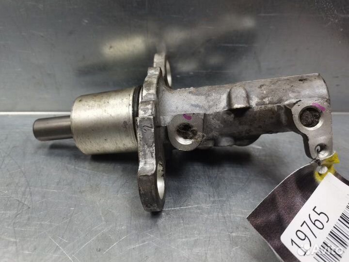 Цилиндр тормозной главный Audi A4 B5 1994-2001