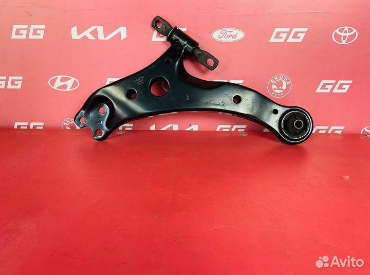 Левый передний рычаг подвески Камри V40-50-55
