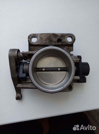 Дроссельная заслонка Renault 1.4 16v