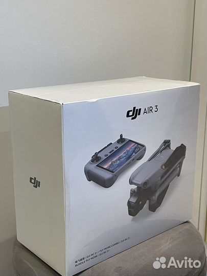 DJI Air 3 Fly More Combo DJI RC2