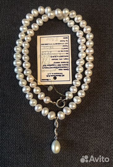 Жемчужное ожерелье с кулоном
