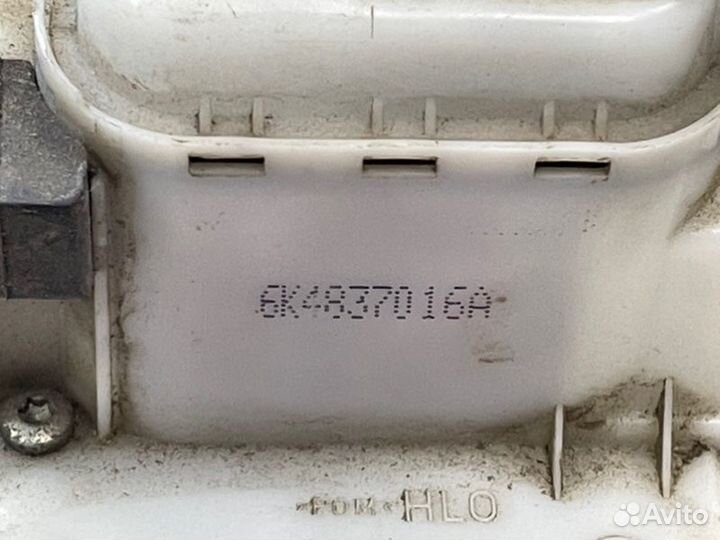 Замок боковой двери передний правый Volkswagen