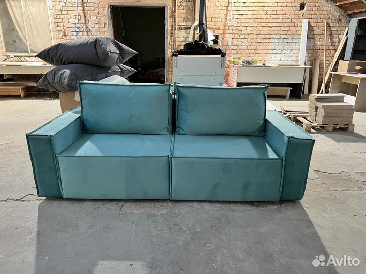 Диван в стиле лофт