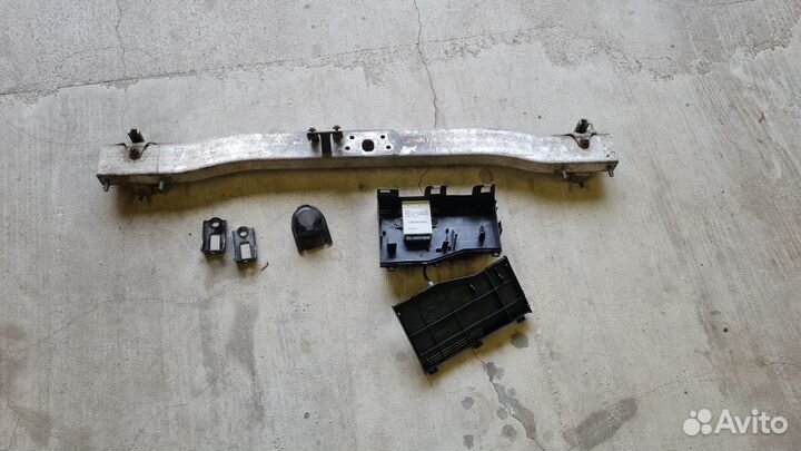 Балка под фаркоп бмв Е39