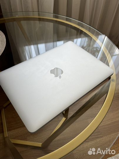 MacBook Pro (Retina, 13-inch, Early 2015)