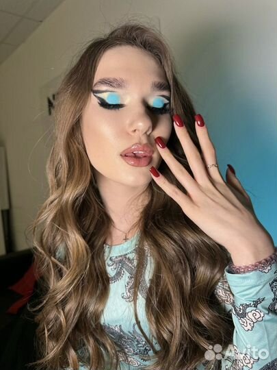 Макияж, оформление и окрашивание бровей