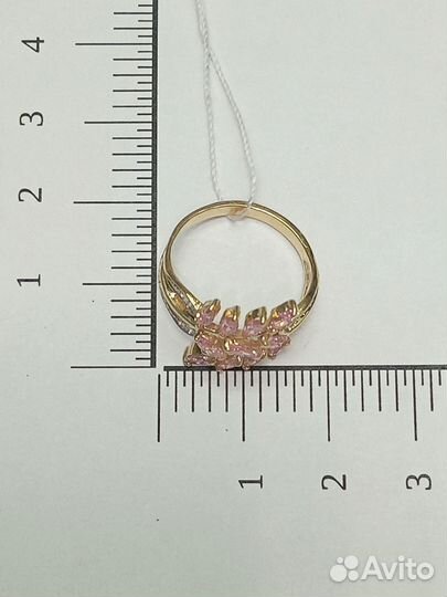 Золотое кольцо с камнем 16р