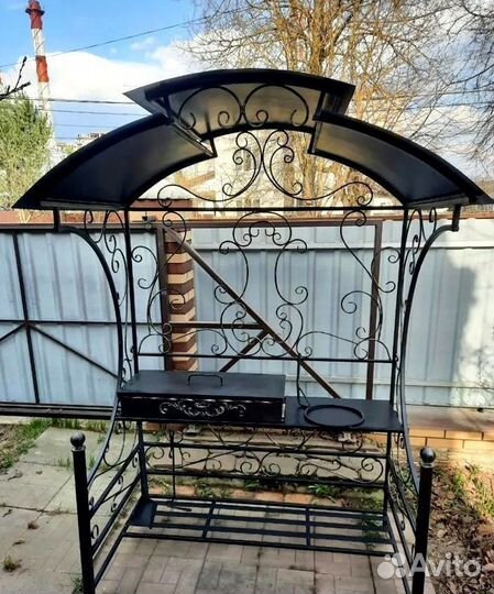 Мангал с крышей в стиле лофт / Кованый мангал
