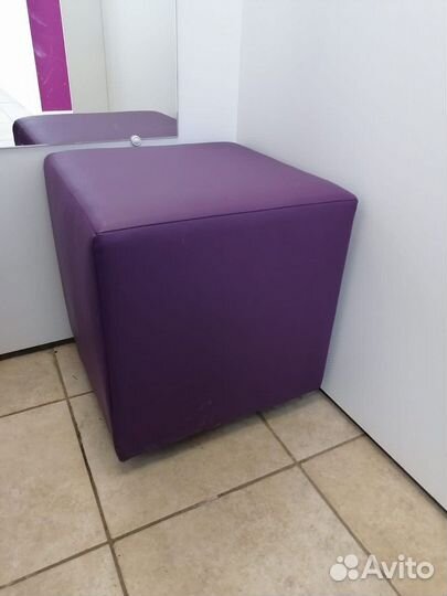 Пуфик в прихожую бу