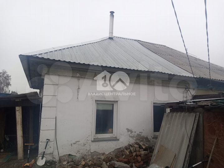 Дом 34,7 м² на участке 3 сот.