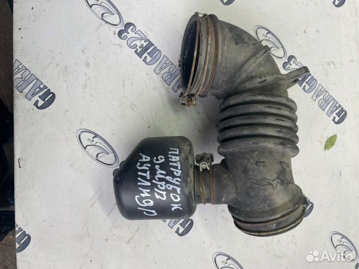 Патрубок дмрв mitsubishi outlander 1