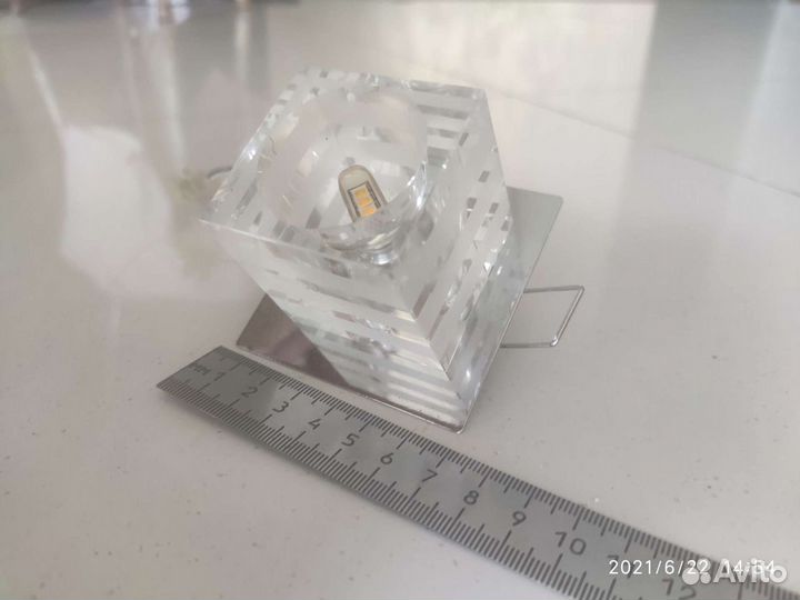 Светильник встраиваемый светодиодный