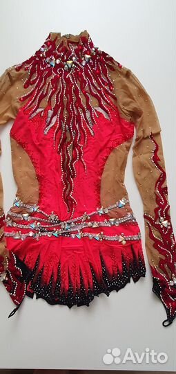 Купальник для художественной гимнастики