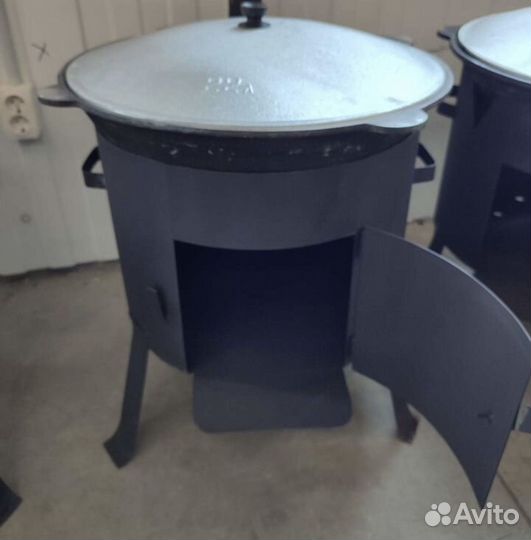 Печь с дверцей, казан 22 л