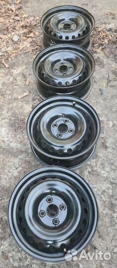R15 диски 4*100 оригинал Solaris, Rio