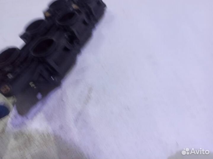 Впускной коллектор