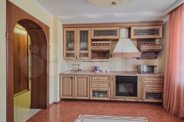 2-к. квартира, 80 м², 7/11 эт.