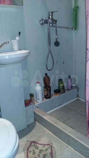 Комната 16 м² в 4-к., 1/4 эт.