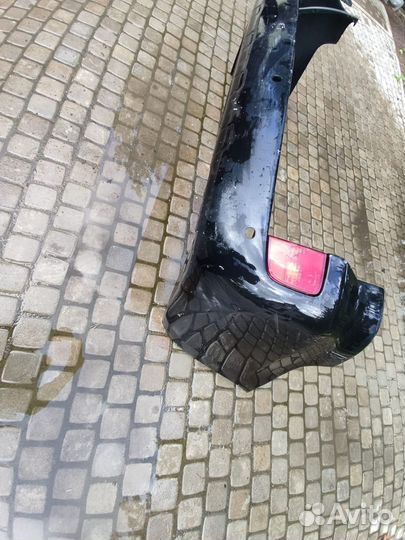 Продаю задний бампер