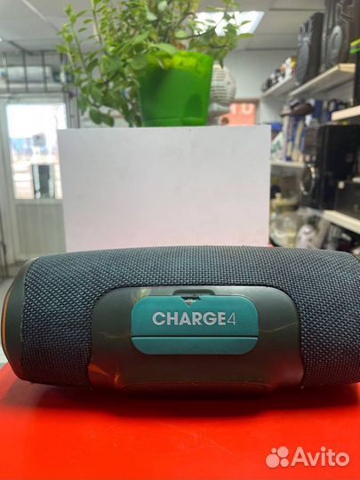 Колонка JBL charge 4