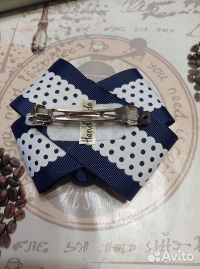 Красивая заколка для волос