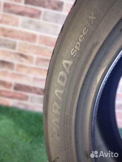 Yokohama Parada Spec-X PA02J 225/60 R18 100H