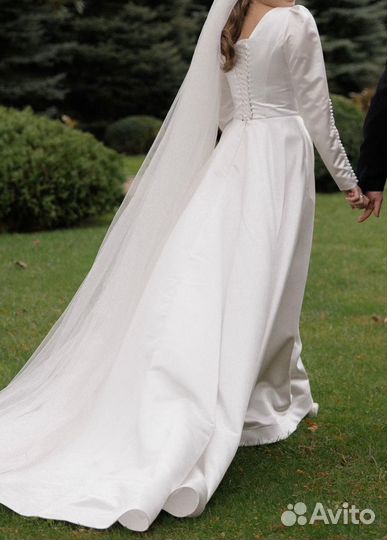 Свадебное платье