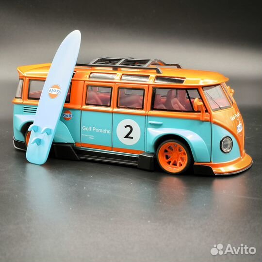 Металлическая модель Volkswagen T1 Bus 1:24(20см)