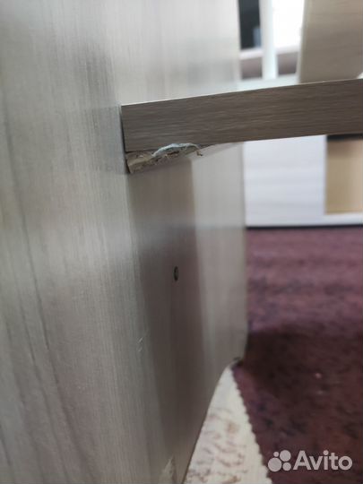 Детская кроватка с маятником и ящиком