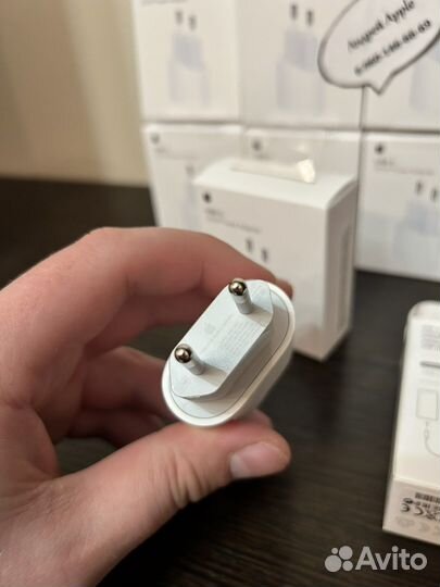 Зарядный блок iPhone 20w