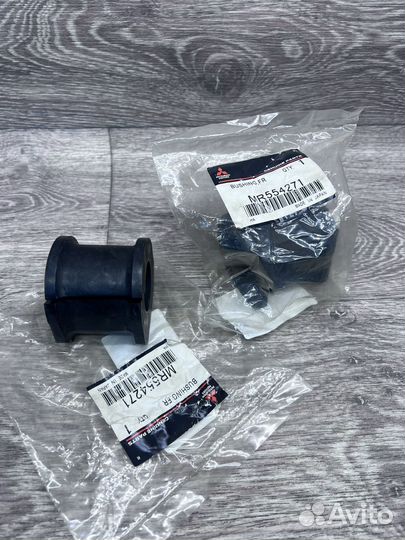 Втулки стабилизатора Mitsubishi, MR554271
