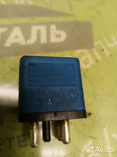 Реле Mercedes-Benz W202 седан 2.3 kompressor M111