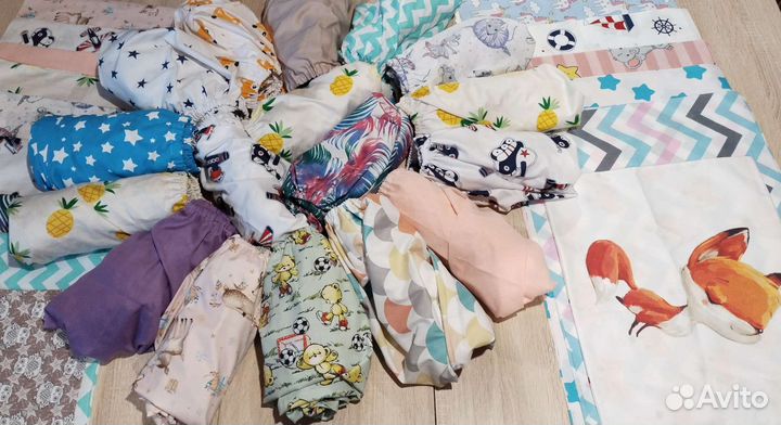 Простынь на резинке, наволочка в детскую кроватку