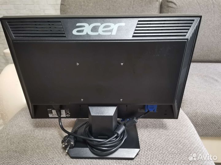 Монитор Acer V193wl