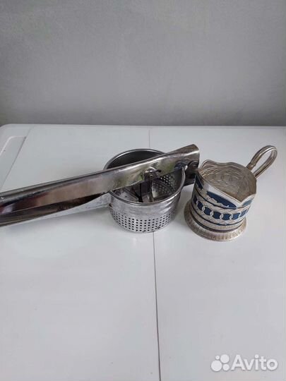 Подстаканник и соковыжималка