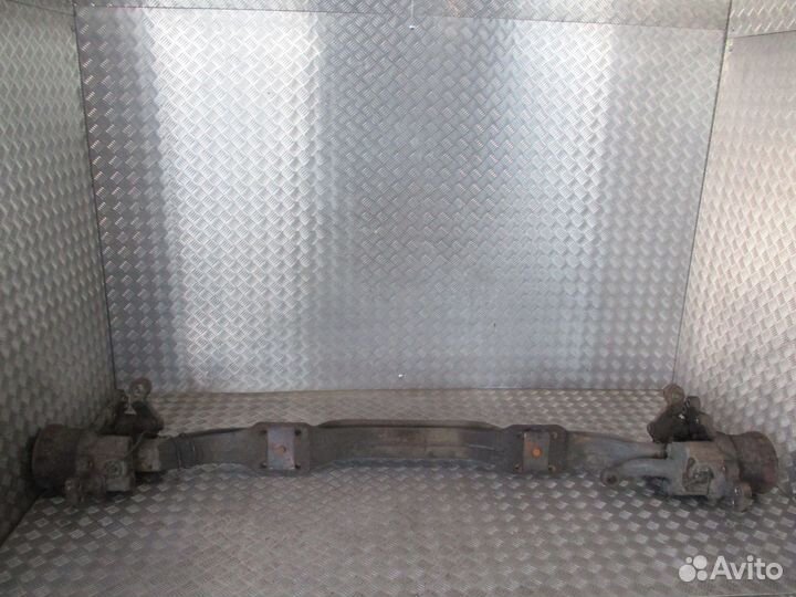 Балка под дисковый тормоз Mercedes-Benz A943331220