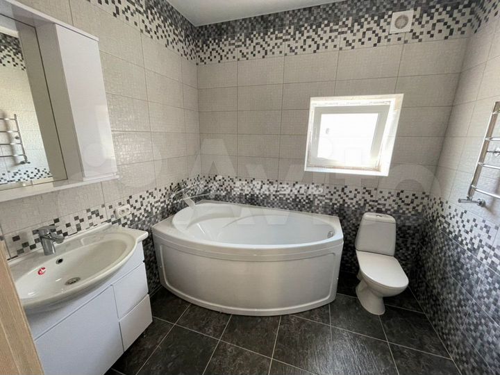 Дом 84 м² на участке 6 сот.